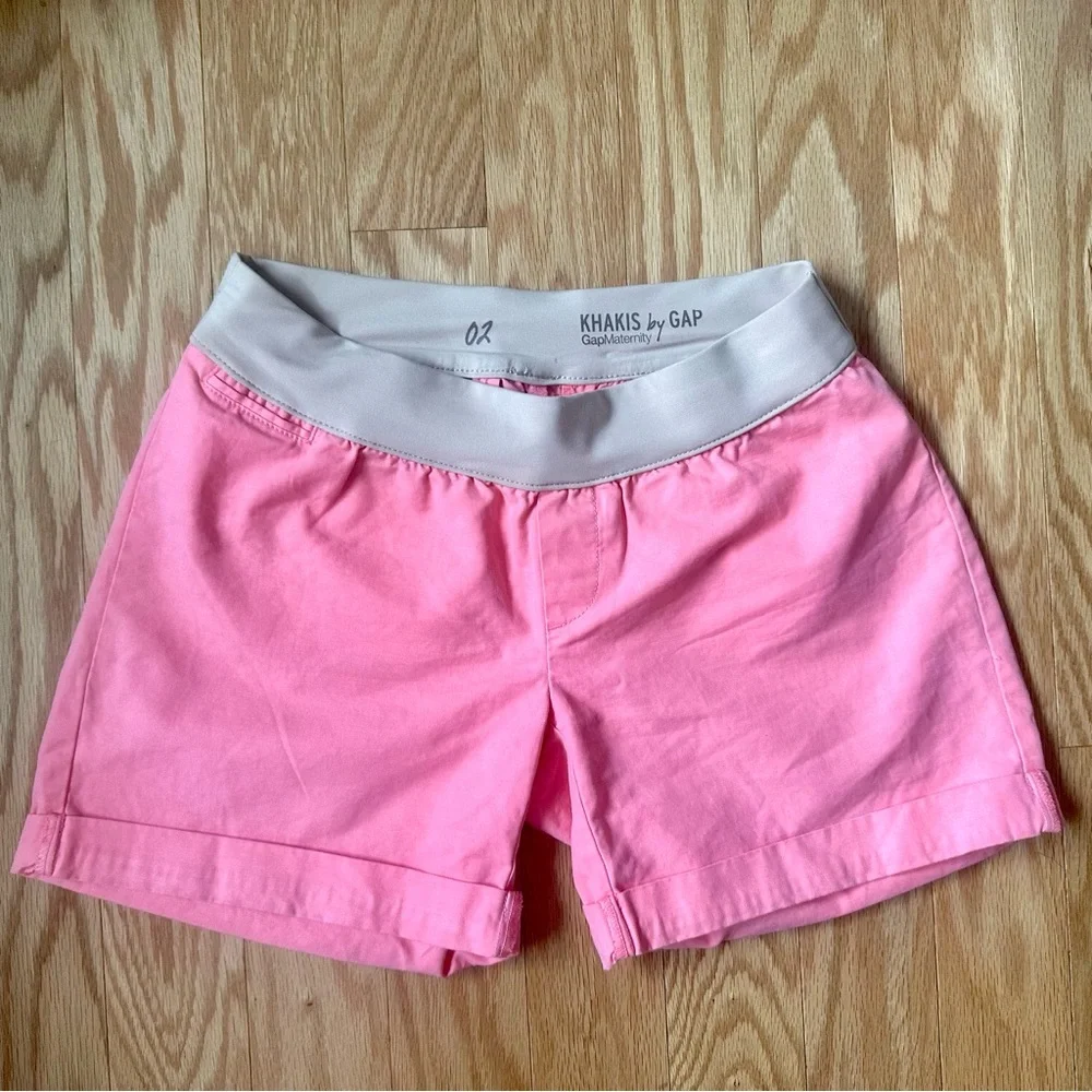 GAP Maternity Shorts - Size 2 - Picture 1 of 3